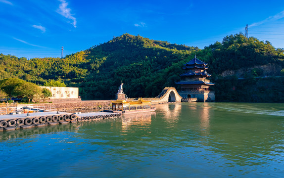 杭州桐庐县严子陵钓台风景区