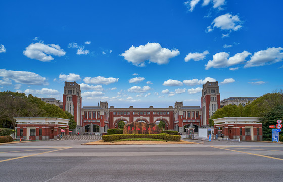 华东政法大学