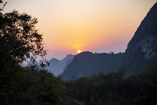 阳光天空自然风景山云霞