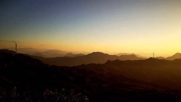 云浮风车山夕阳