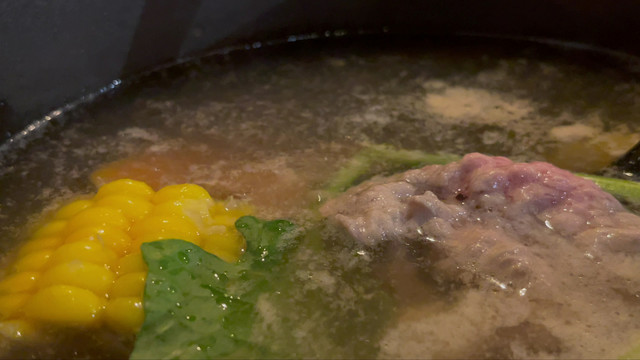 清汤涮羊肉涮菜