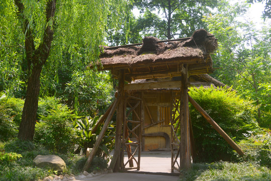 浣花溪公园仿古农舍园林建筑