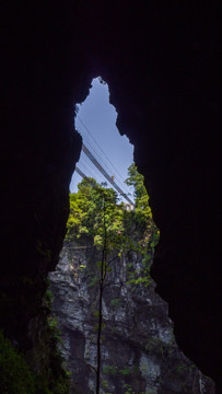 矅天眼天坑风景区