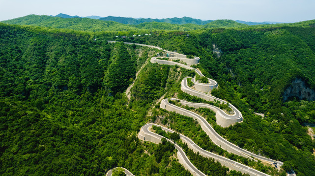 青州仰天山九龙盘蜿蜒公路