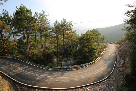 深山公路