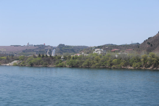 黄河小浪底鹰嘴山风景区