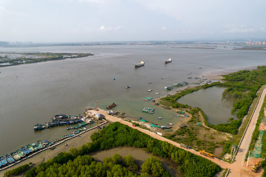 小海湾天然港口航拍