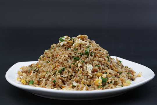 家鄉(xiāng)炒飯