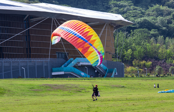 圣境山滑翔伞基地