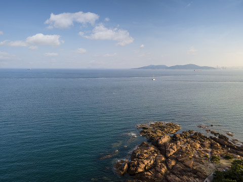 鸟瞰大海