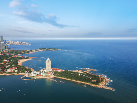 航拍青岛海岸线海洋海景