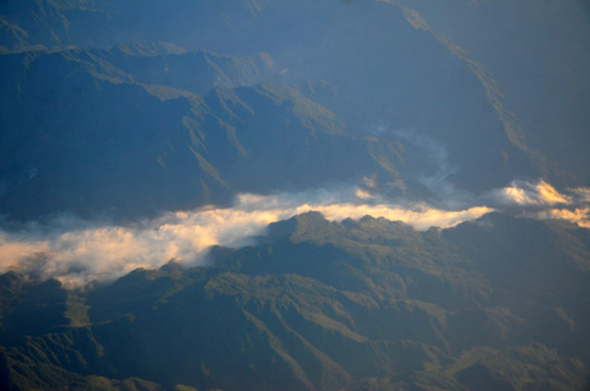 山峰云海