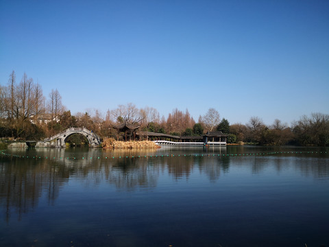 西湖浴鹄湾