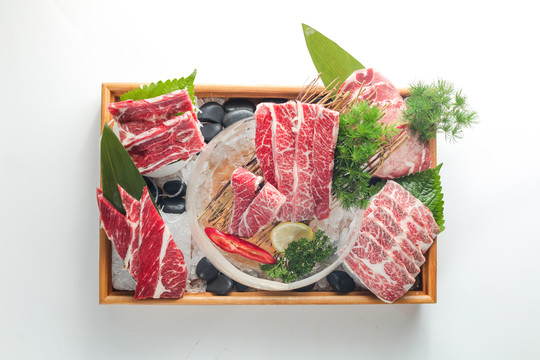 五品盛烤牛肉