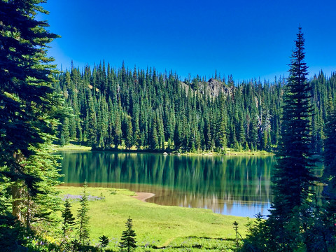 湖泊美景