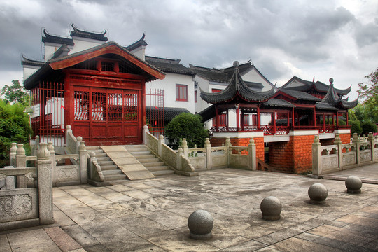 八大山人梅湖景区