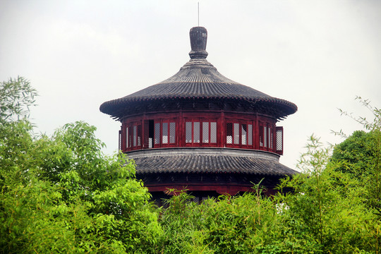 八大山人梅湖景区