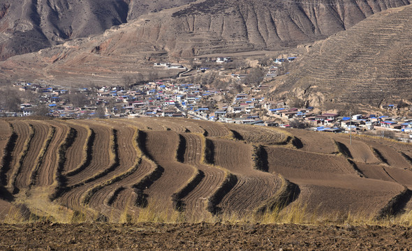 山村