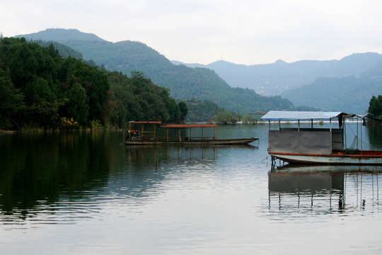 山区水库