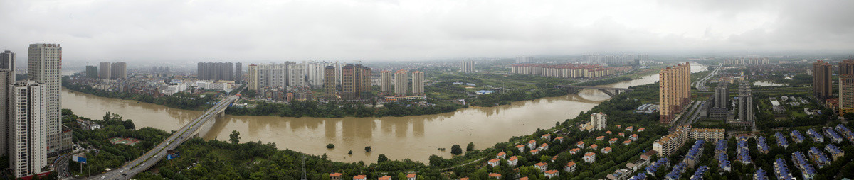 来宾红水河洪水