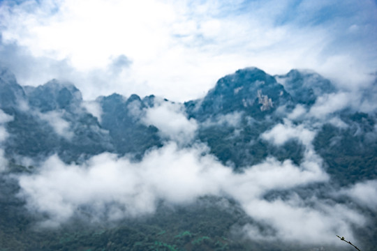 大山云雾