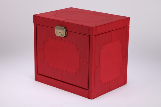 红色抽屉首饰盒