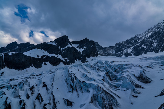 云南玉龙雪山