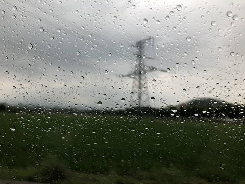 雨天的窗外风景