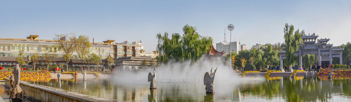 张掖大佛寺广场全景图