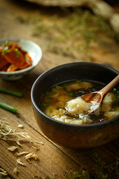 一碗早餐馄饨