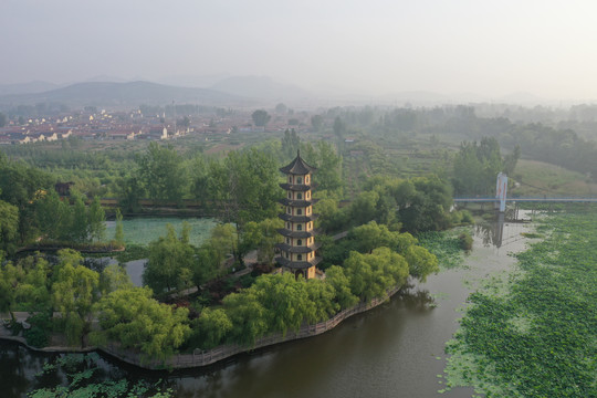 莒南鸡龙河湿地公园卧佛寺