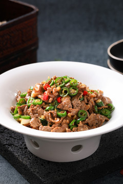 雙椒炒牛肉