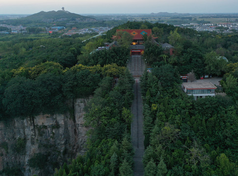 芒山寺