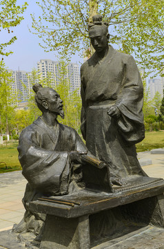 毛亨毛萇雕像