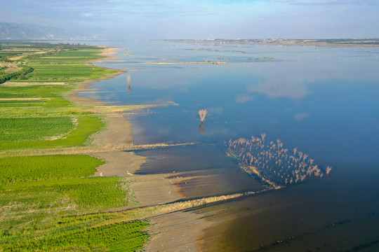 河水上涨