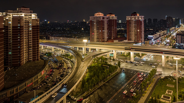 中国长春吉林大路立交桥夜景