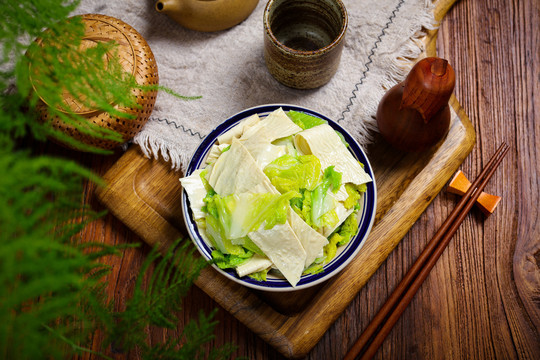 美味爽口白菜炒豆腐皮