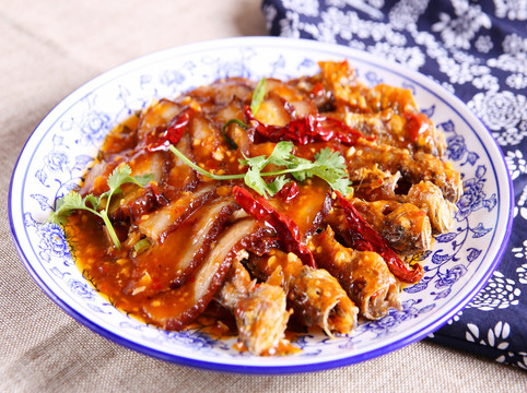 小黃魚(yú)回鍋肉