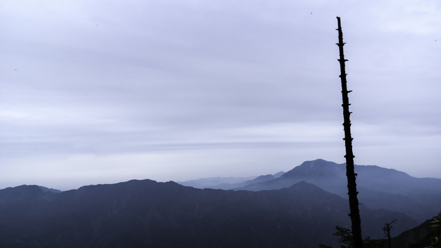 龙门山脉