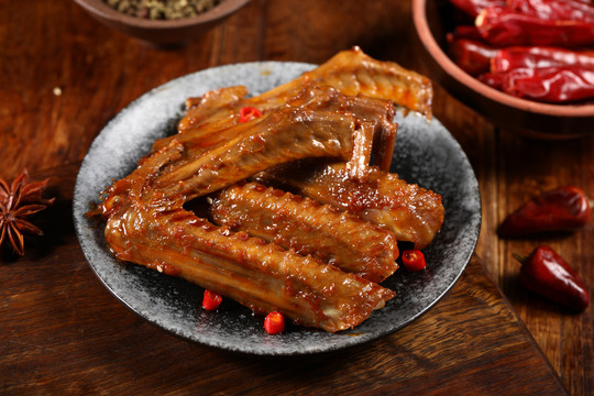 麻辣鴨翅