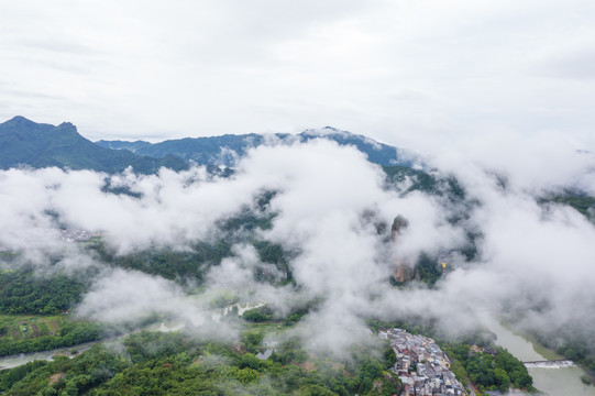 江南烟雨高山田园风光浙江仙都