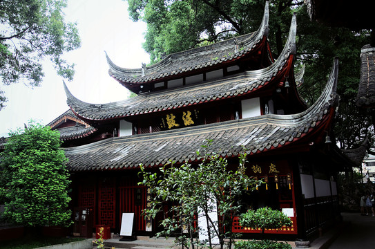 寺院鼓樓