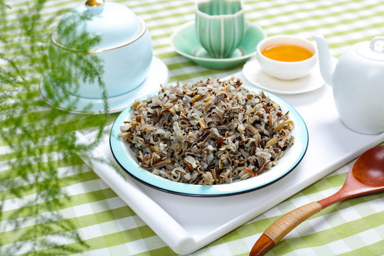 健康美味的菰米饭