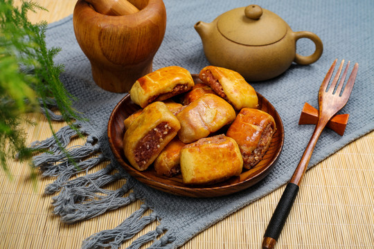 松软鲜香鸡仔饼