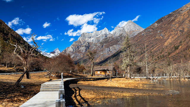 四姑娘山