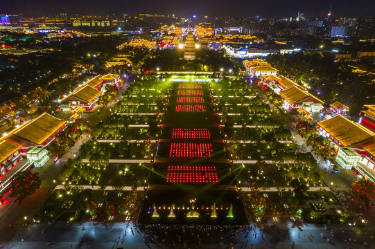 大雁塔北广场夜景