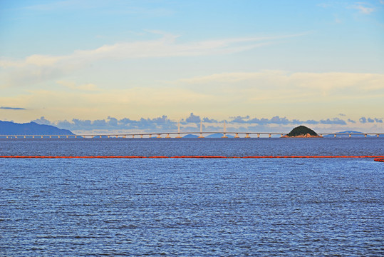 蓝天大海