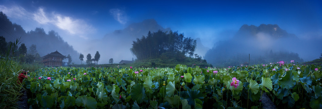 重庆小南海雾荷全景接片