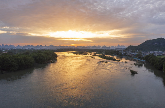 桂林漓江夕阳