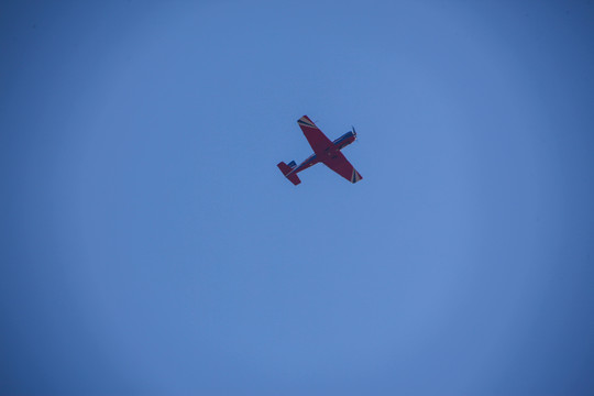 天空飞机